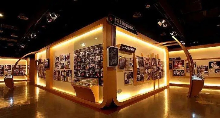 展廳設計：藝術與功能的完美融合